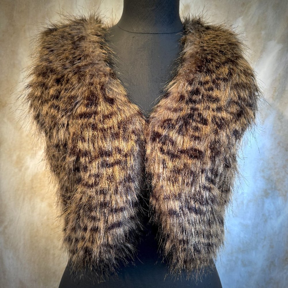 Lapis |  Faux Fur Sweater Vest S